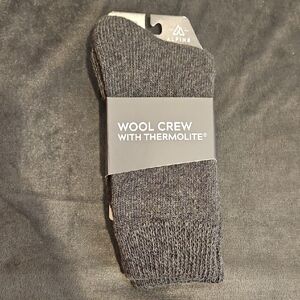 NWT Alpine Design Wool Crew Socks W Thermolite Womens M 8-10